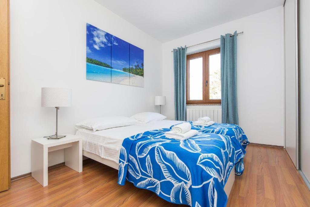 Apartments "Alen" Nedeščina Eksteriør bilde
