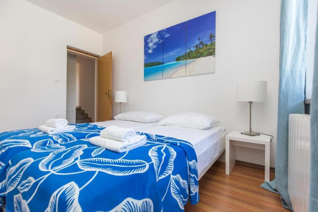 Apartments "Alen" Nedeščina Eksteriør bilde