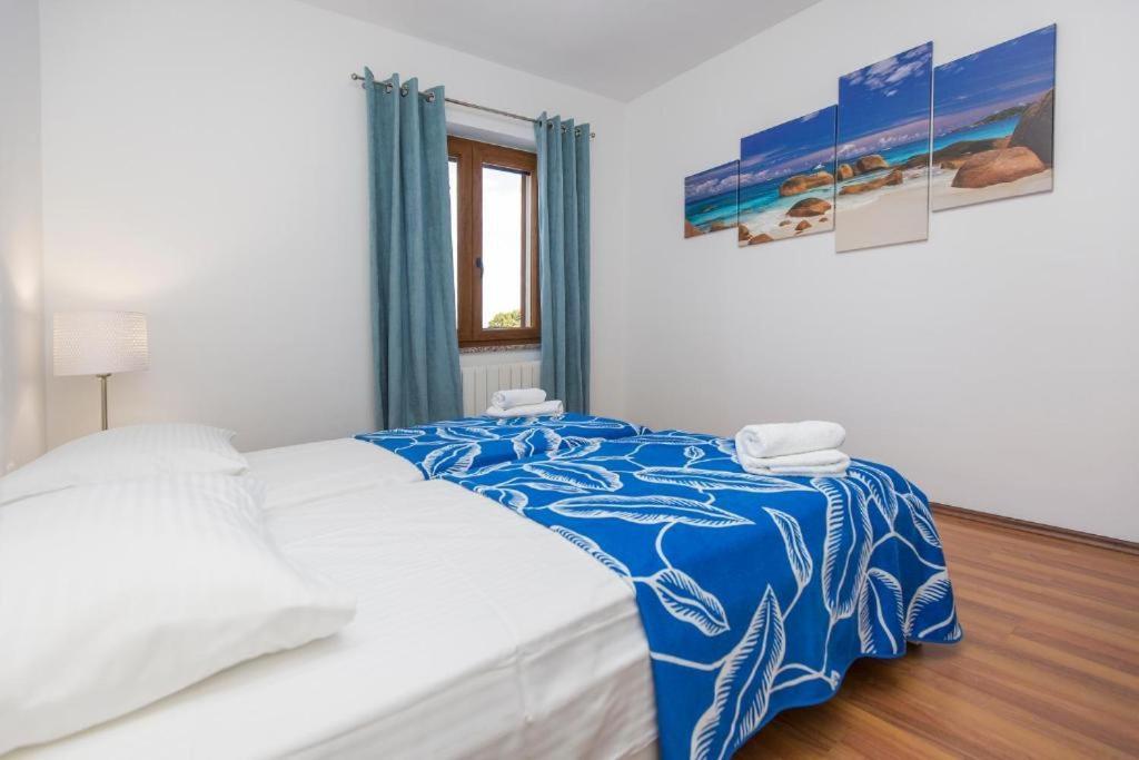 Apartments "Alen" Nedeščina Eksteriør bilde